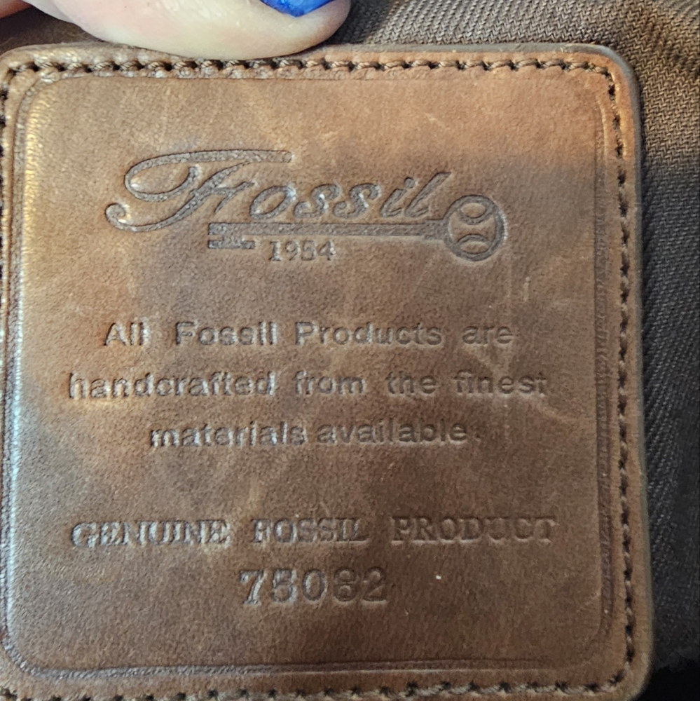 Fossil Brown Woven Shoulder Bag with Leopard Print Key Tag - Picture 13 of 16